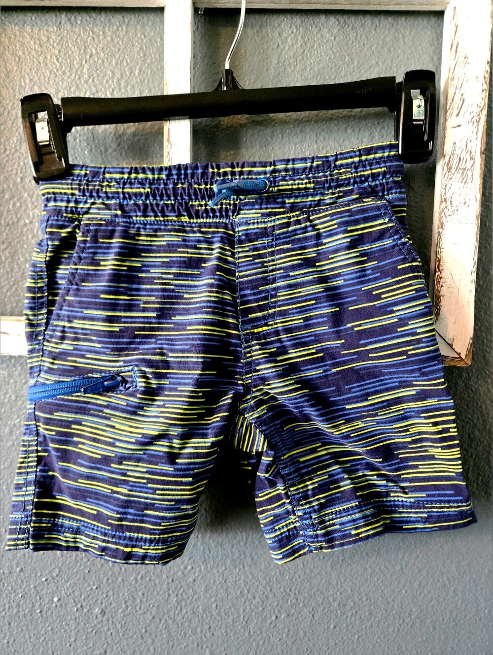 Eddie Bauer Boys Ranger Shorts | Size 4 (XXS) | Navy & Yellow Active Tech